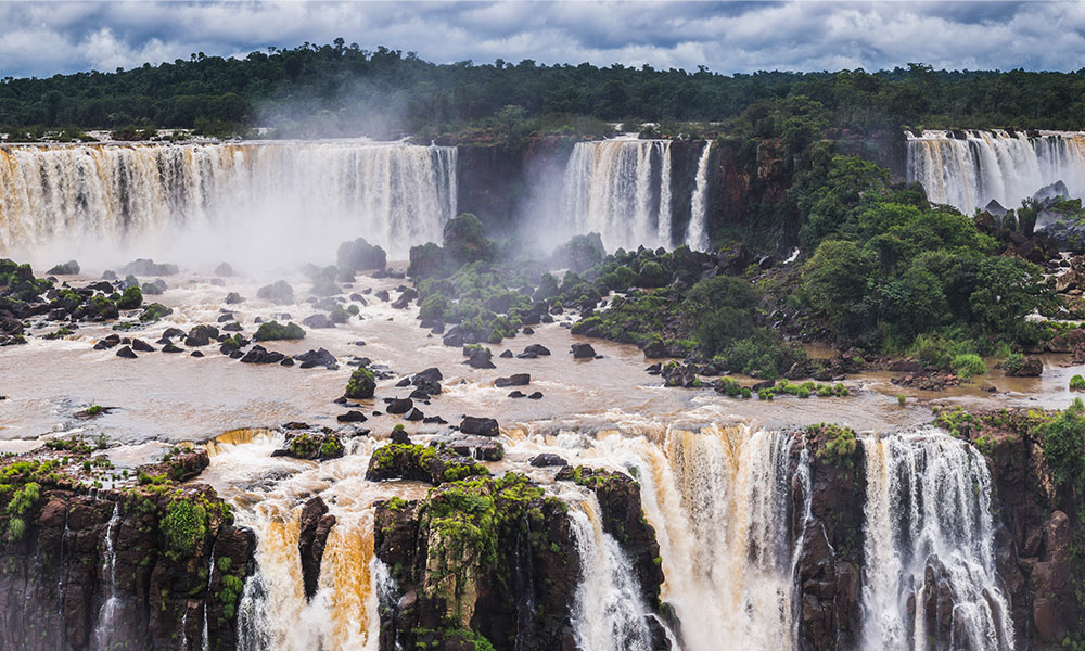 Iguazu Şelaleleri